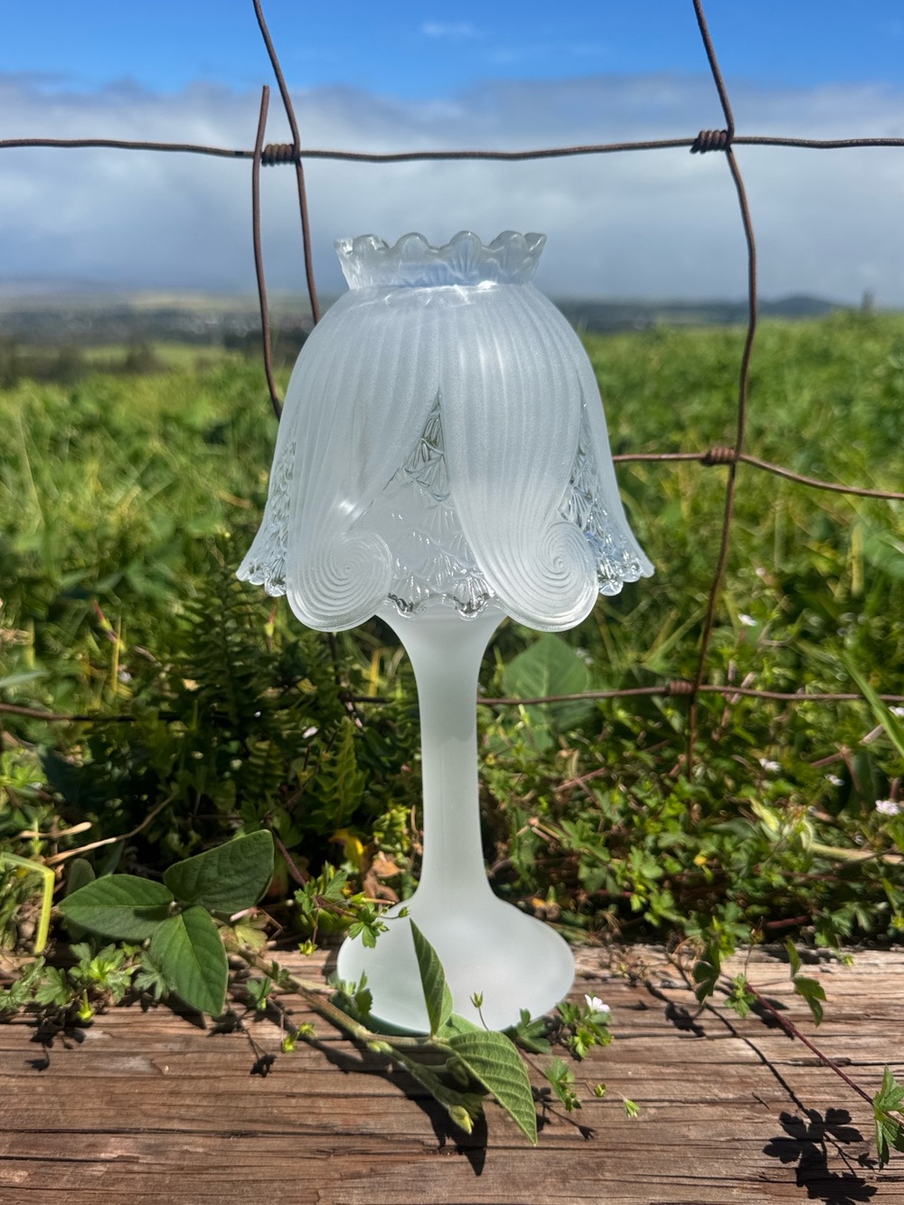 PartyLite Clairmont Fairy Lamp Satin Frosted Candle Holder Romantic Cottage 10" - Picture 5 of 7